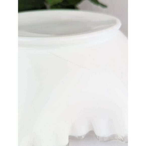 Vtg White Milk Glass Serving Bowl 11" Fenton Silver Crest Footed Double Crimped - Picture 9 of 9